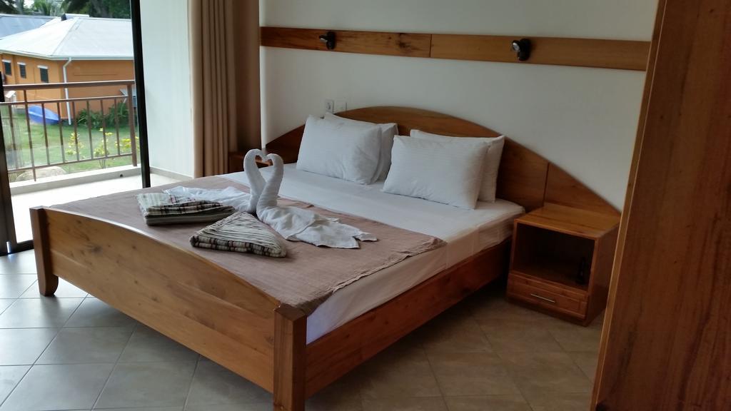 Beach Cottages Bel Ombre Room photo